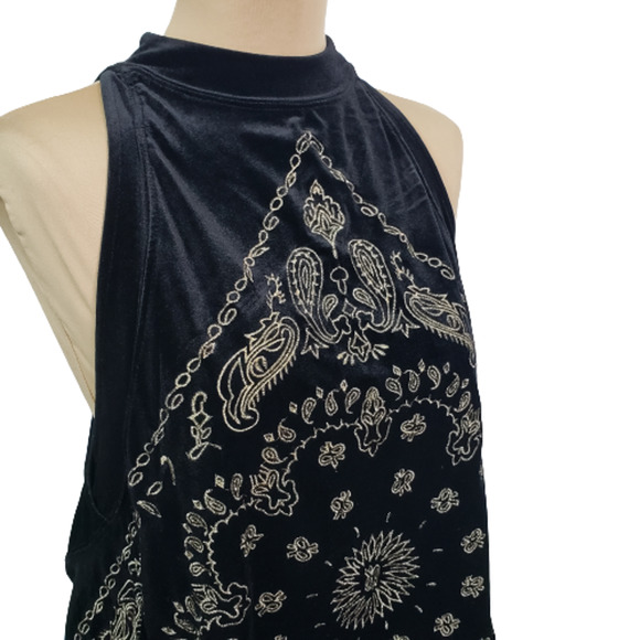 SOLD Free People Black Velvet Gold Embroidered Bandana Top Sz L - Picture 4 of 12
